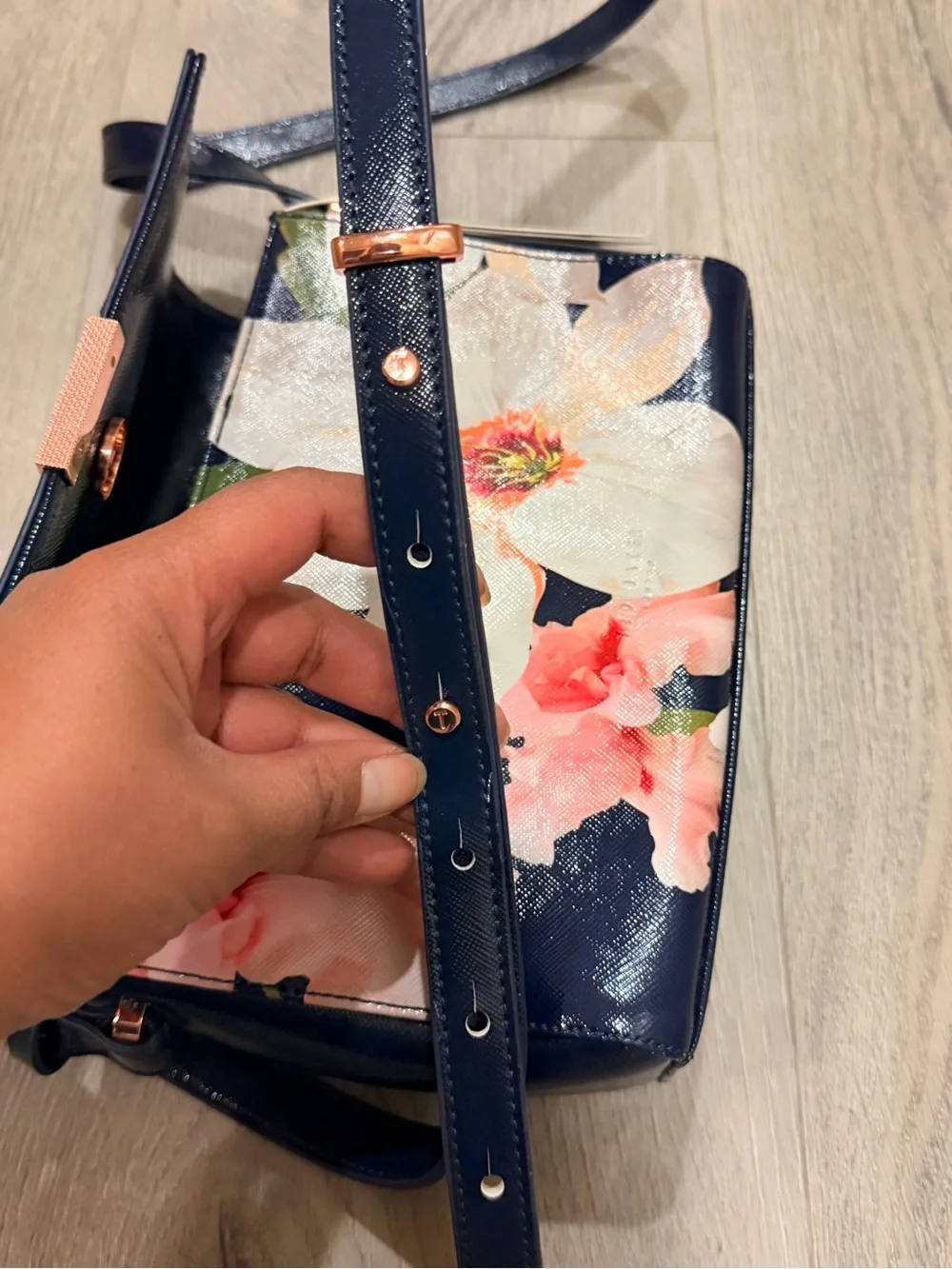 Ted Baker Navy Floral Crossbody‎ Mini Bag Adjustable Strap Pink & White Flowers